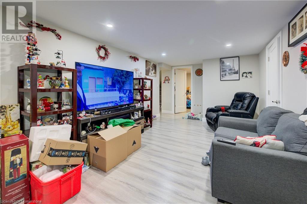 90 Clive Road Unit# Lower Level, Kitchener, Ontario  N2H 3N6 - Photo 4 - 40676587