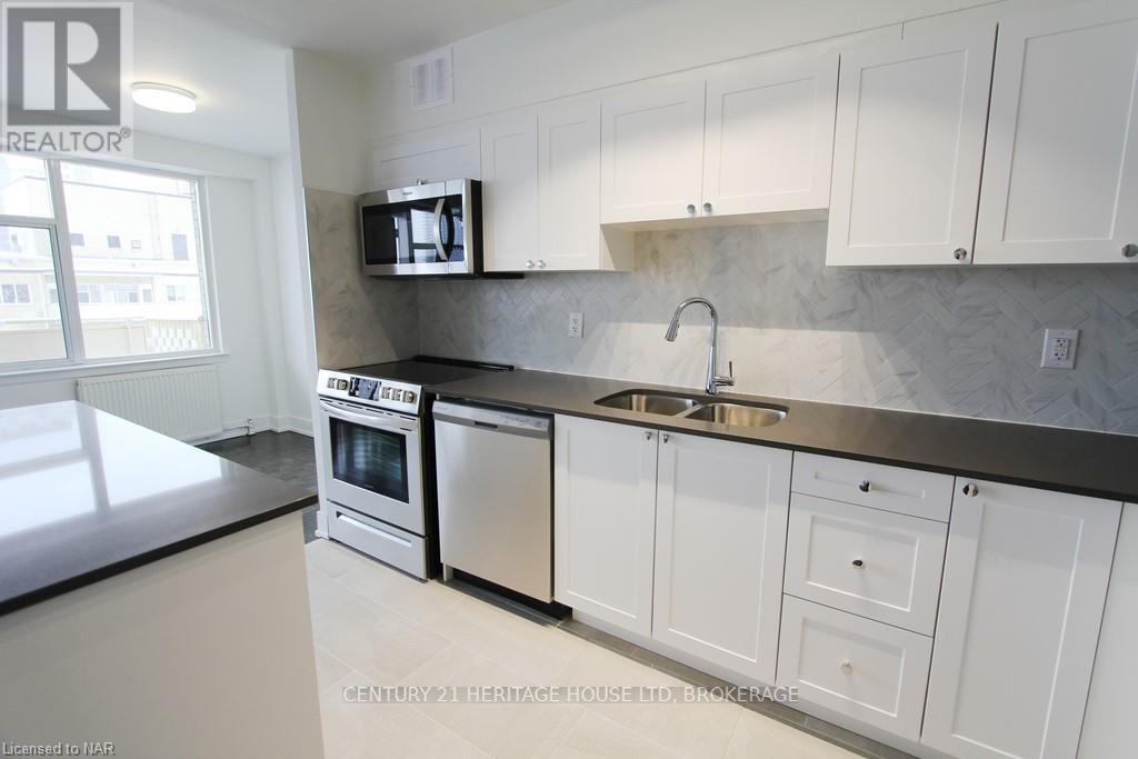 1003 - 105 Isabella Street, Toronto, Ontario  M4Y 1M1 - Photo 2 - C9767527