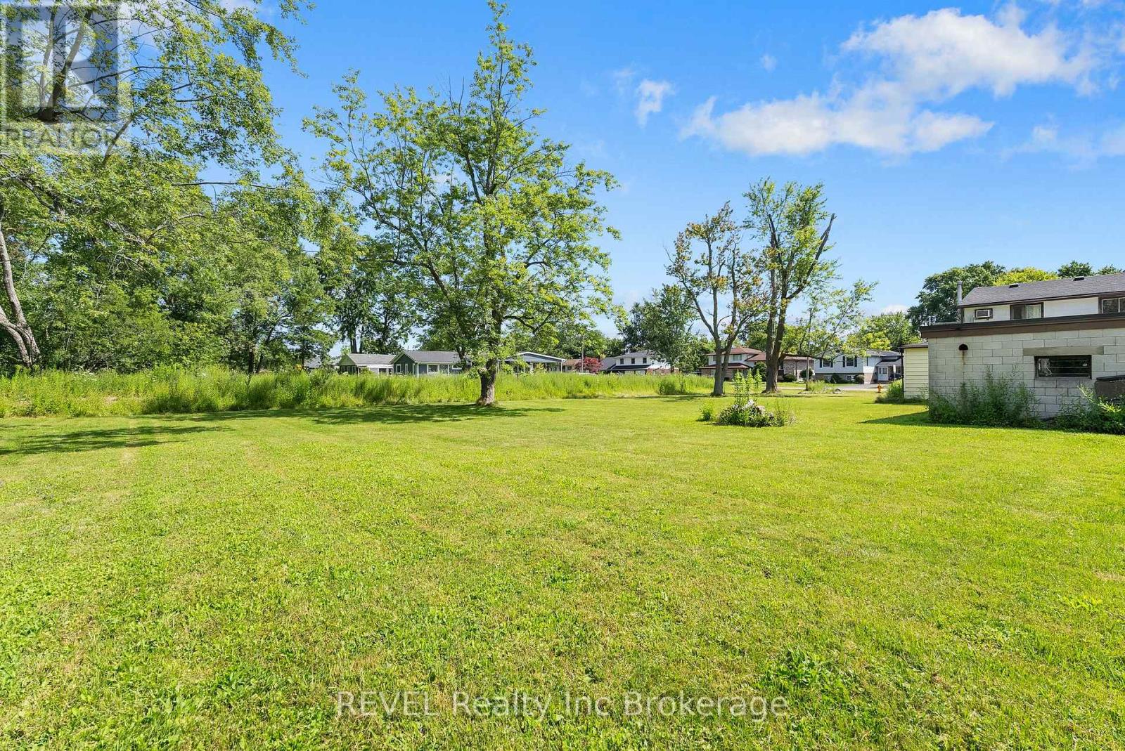 519 Buffalo Road, Fort Erie (Crescent Park), Ontario  L2A 5G7 - Photo 10 - X9230392
