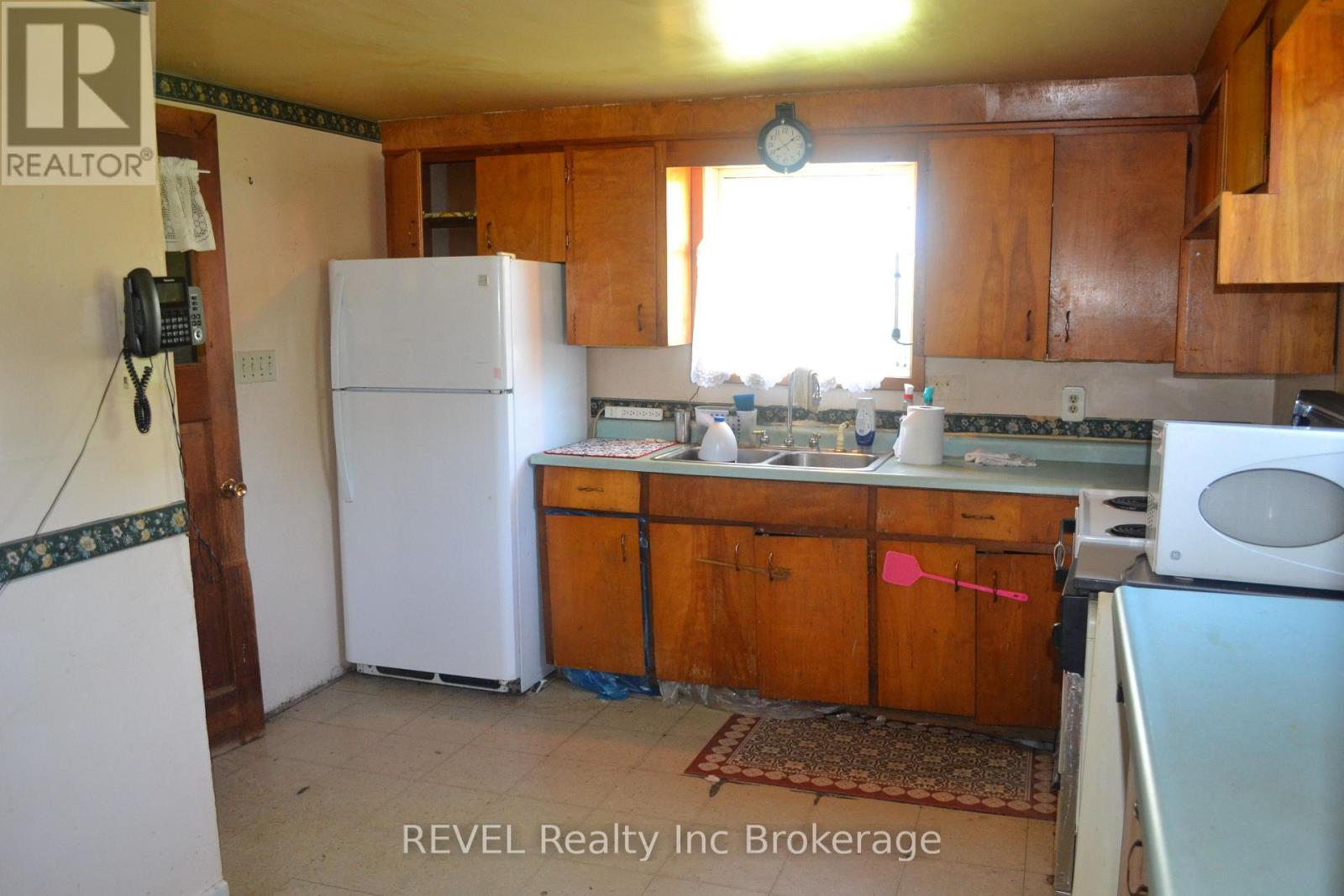 519 Buffalo Road, Fort Erie (Crescent Park), Ontario  L2A 5G7 - Photo 14 - X9230392
