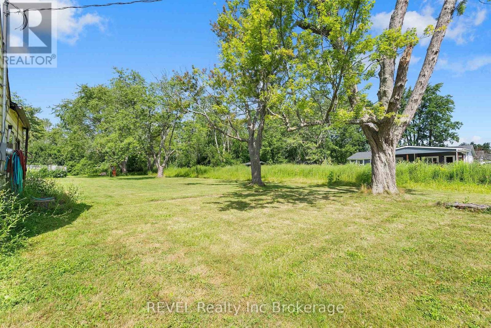 519 Buffalo Road, Fort Erie (Crescent Park), Ontario  L2A 5G7 - Photo 7 - X9230392