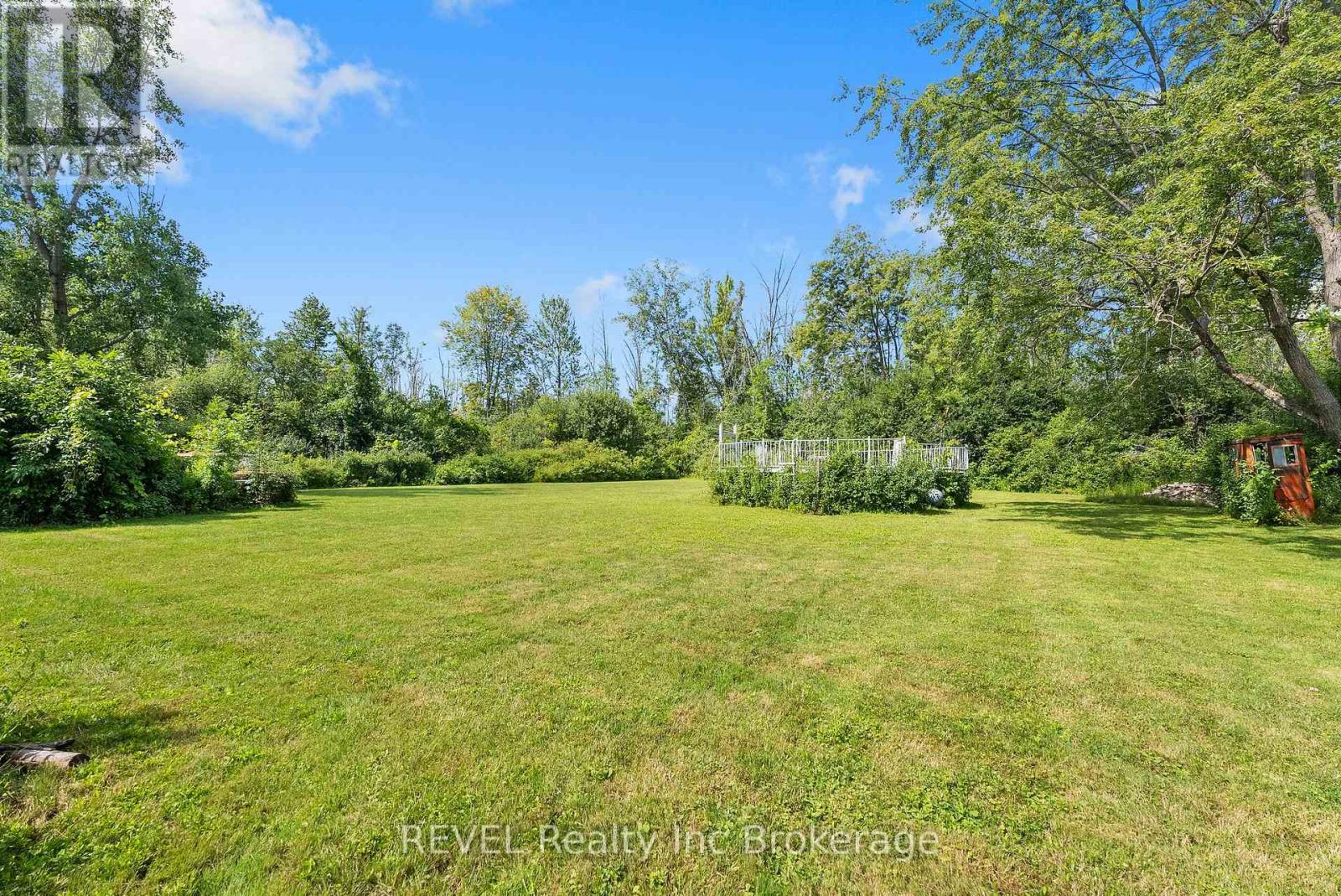 519 Buffalo Road, Fort Erie (Crescent Park), Ontario  L2A 5G7 - Photo 8 - X9230392