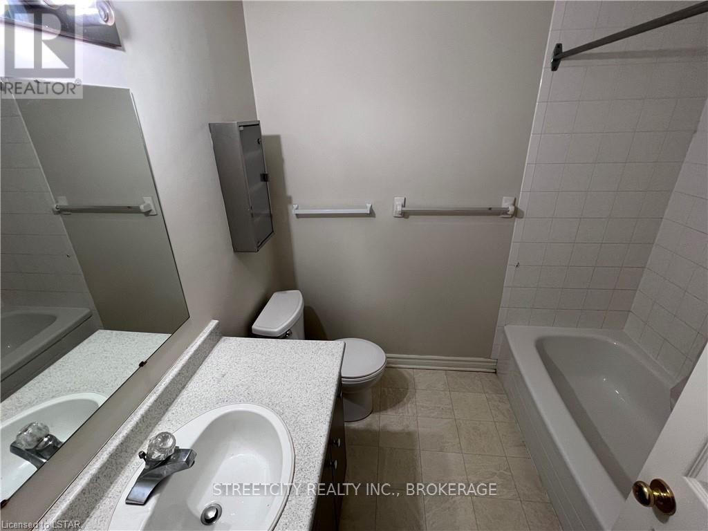 51 - 70 Sunnyside Drive, London, Ontario  N5X 3W5 - Photo 13 - X8098364
