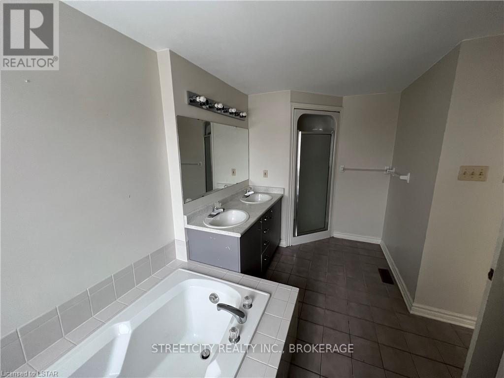 51 - 70 Sunnyside Drive, London, Ontario  N5X 3W5 - Photo 7 - X8098364