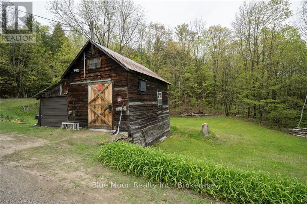 1108 South Road, North Frontenac (Frontenac North), Ontario  K0H 1K0 - Photo 28 - X9410993