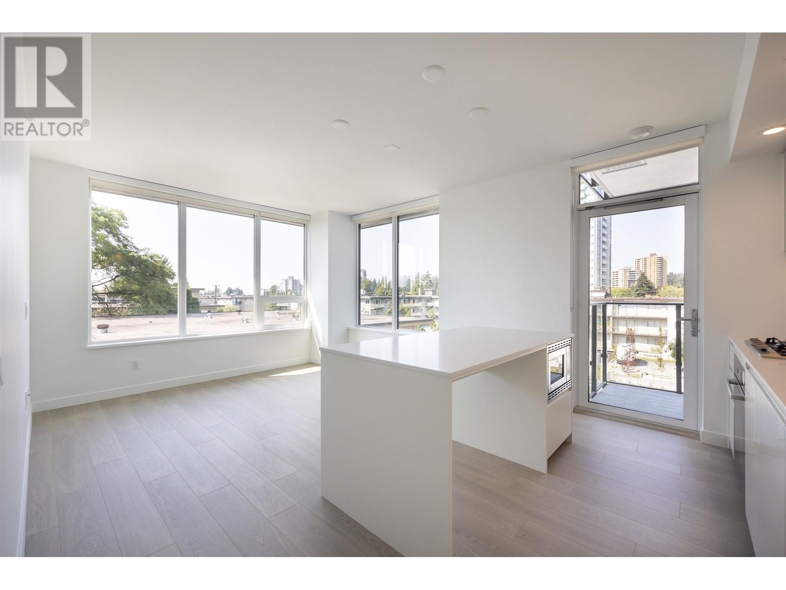 Listing Picture 7 of 39 : 207 6537 TELFORD AVENUE, Burnaby / 本拿比 - 魯藝地產 Yvonne Lu Group - MLS Medallion Club Member