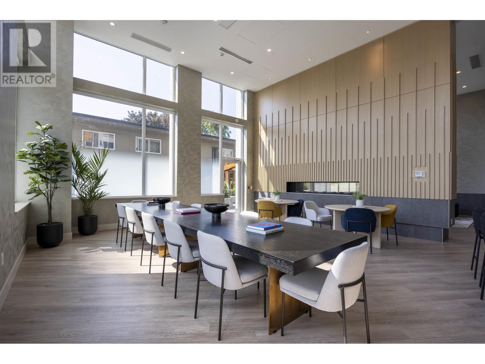 Listing Picture 28 of 39 : 207 6537 TELFORD AVENUE, Burnaby / 本拿比 - 魯藝地產 Yvonne Lu Group - MLS Medallion Club Member