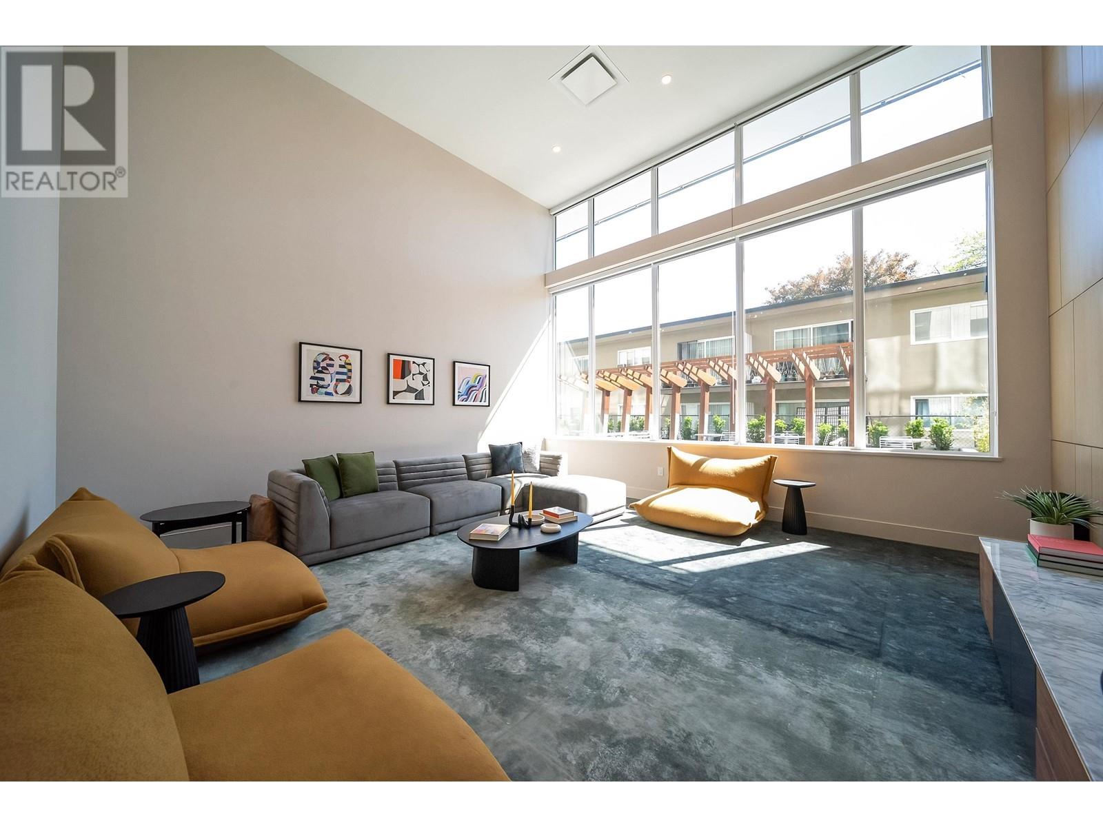 Listing Picture 31 of 39 : 207 6537 TELFORD AVENUE, Burnaby / 本拿比 - 魯藝地產 Yvonne Lu Group - MLS Medallion Club Member