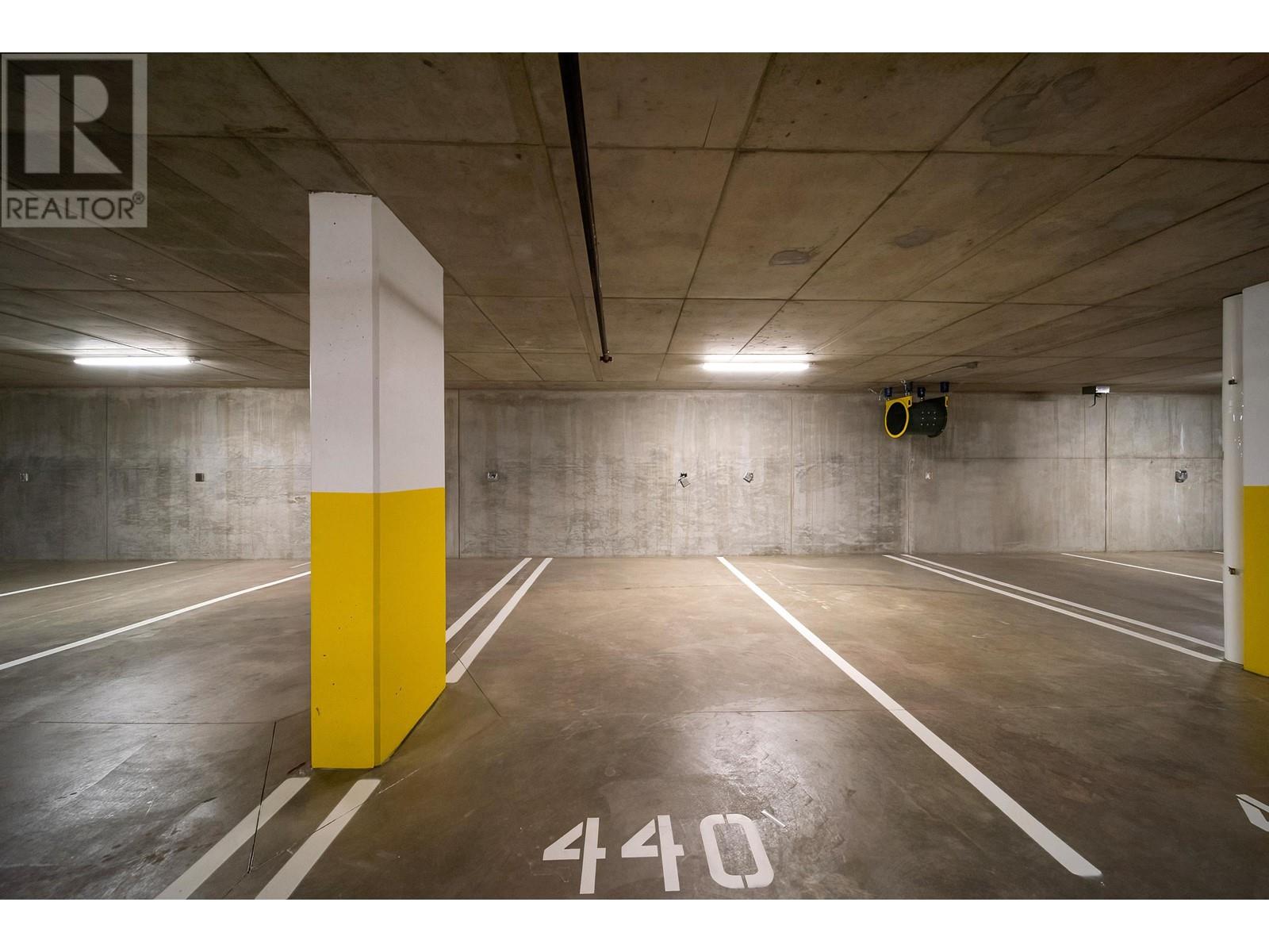 Listing Picture 38 of 39 : 207 6537 TELFORD AVENUE, Burnaby / 本拿比 - 魯藝地產 Yvonne Lu Group - MLS Medallion Club Member