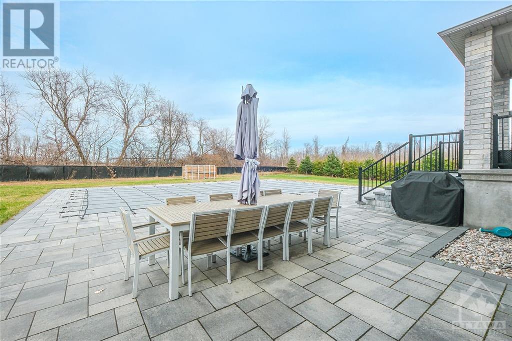 724 Mcmanus AvenueOttawa, Ontario  K4M 0B2 - Photo 26 - X10427893