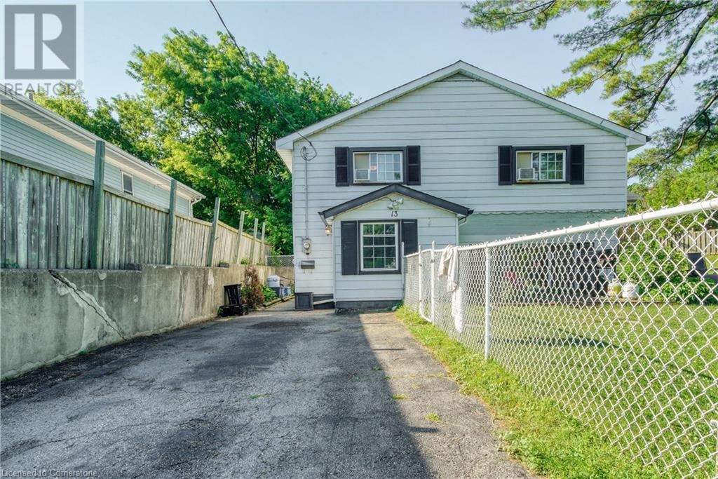 13 Brooklyne RoadCambridge, Ontario  N1R 1C4 - Photo 1 - 40677601