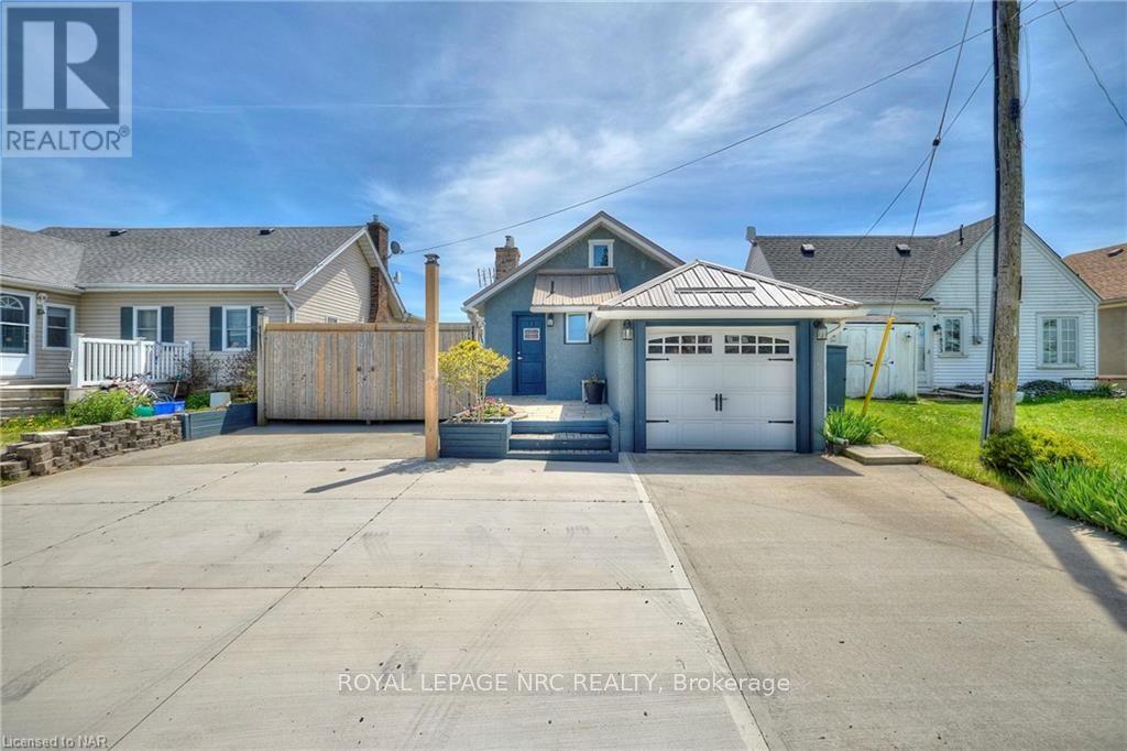 Property at 11851 LAKESHORE ROAD image 1