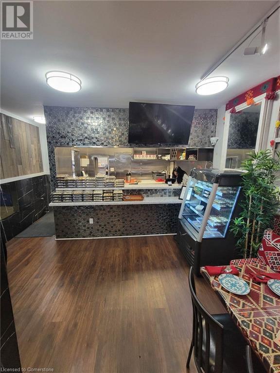 242 King Street W, Hamilton, Ontario  L8P 1A9 - Photo 9 - 40677838