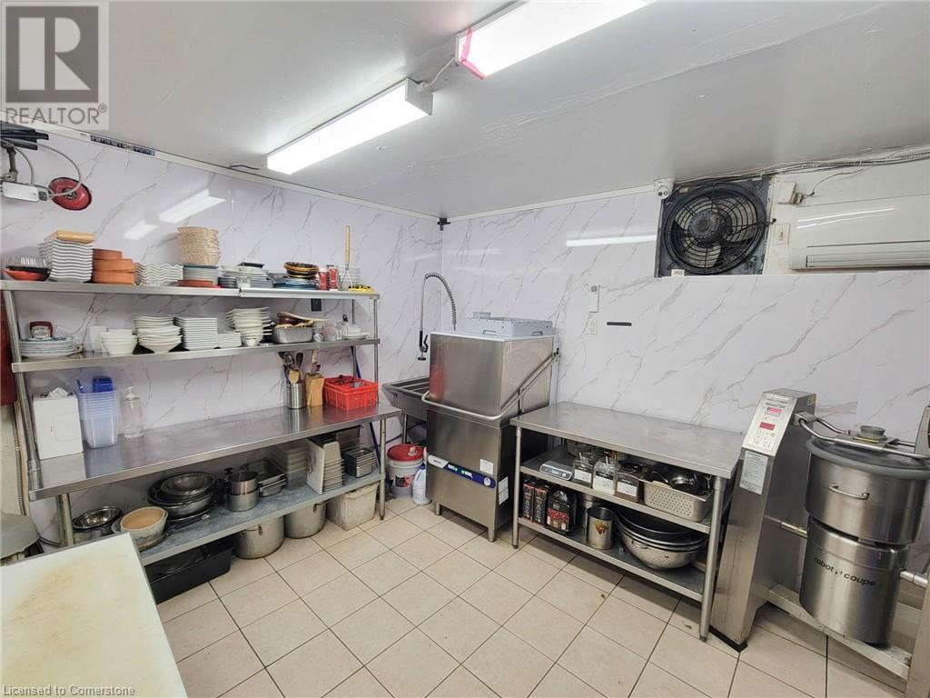 242 King Street W, Hamilton, Ontario  L8P 1A9 - Photo 26 - 40677838