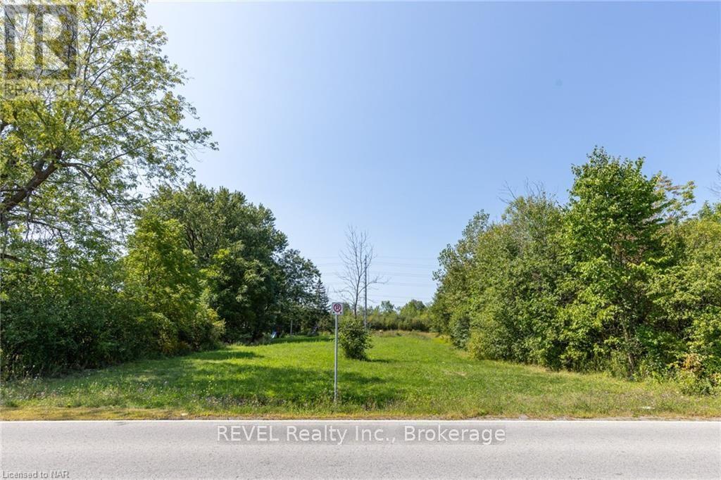 1499 Thompson Road, Fort Erie (331 - Bowen), Ontario  L2A 5M4 - Photo 8 - X9413584