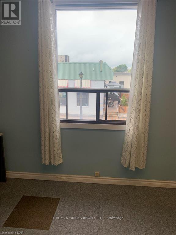 203 - 4786 Queen Street, Niagara Falls, Ontario  L2E 2L8 - Photo 4 - X9414003