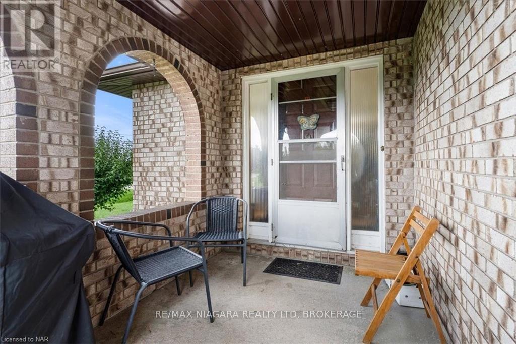 1347 Line 6 Road, Niagara-On-The-Lake (103 - River), Ontario  L0S 1J0 - Photo 4 - X9414064