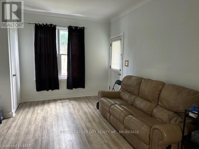 30-30 1/2 Wiley Street, St. Catharines, Ontario  L2R 4E7 - Photo 7 - X9414491