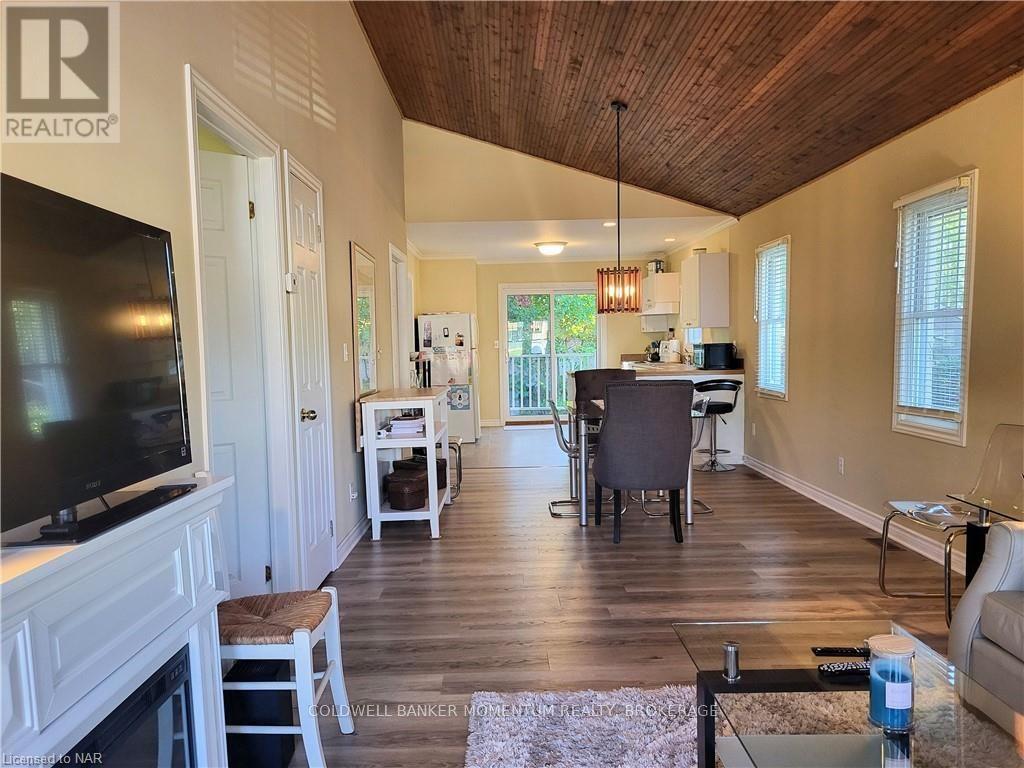 Property at 3829 BRUNSWICK AVENUE image 3