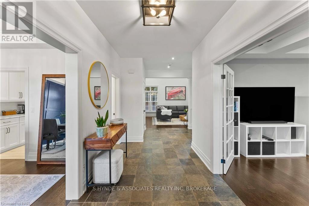 Property at 16 RED HAVEN DRIVE image 4