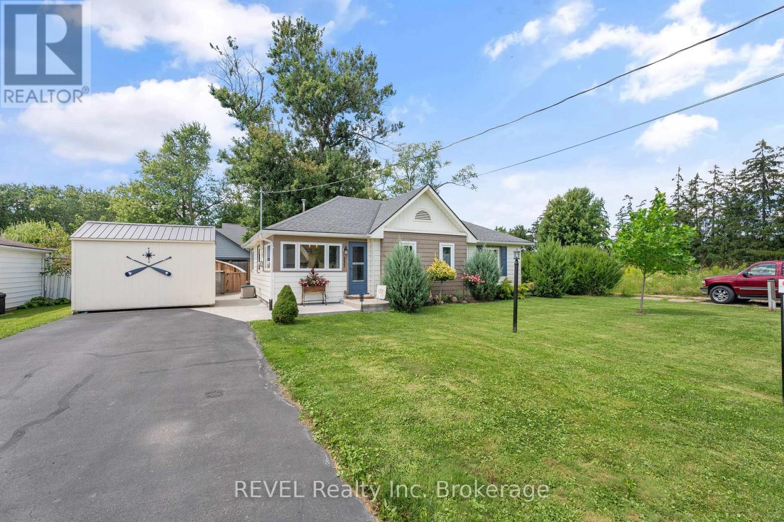 237 Cherryhill Boulevard S, Fort Erie, Ontario  L0S 1B0 - Photo 6 - X9267232