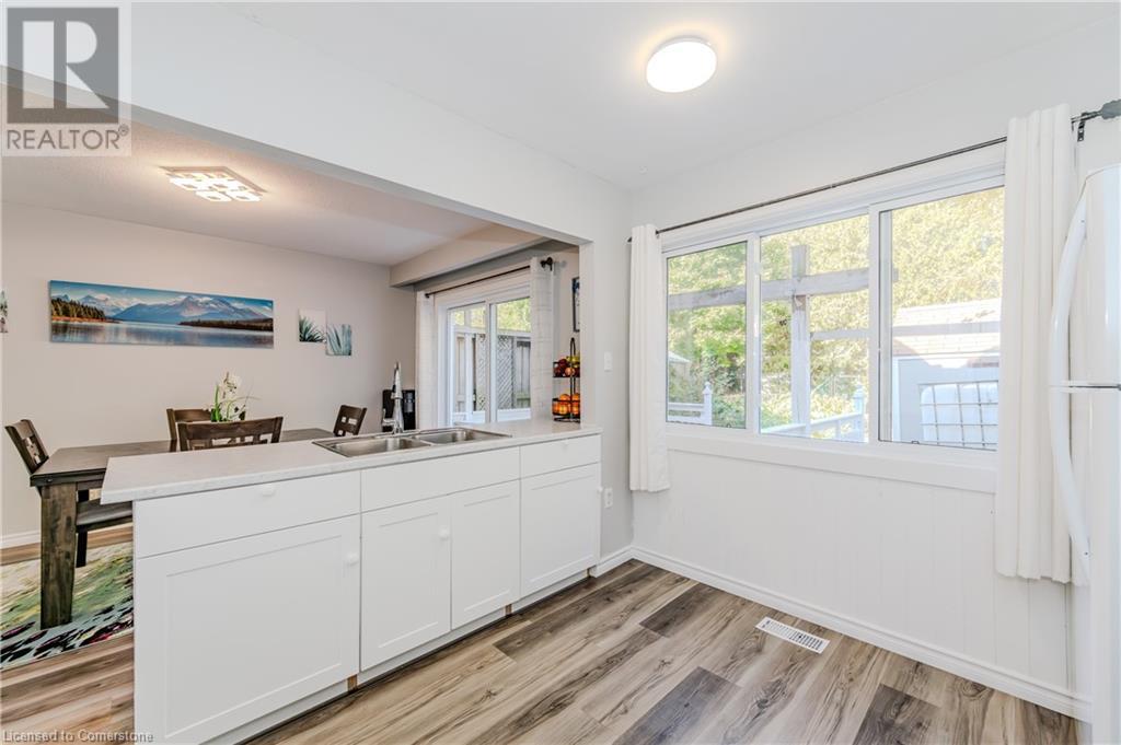 92 Charles Best Place, Kitchener, Ontario  N2M 5A3 - Photo 13 - 40657466