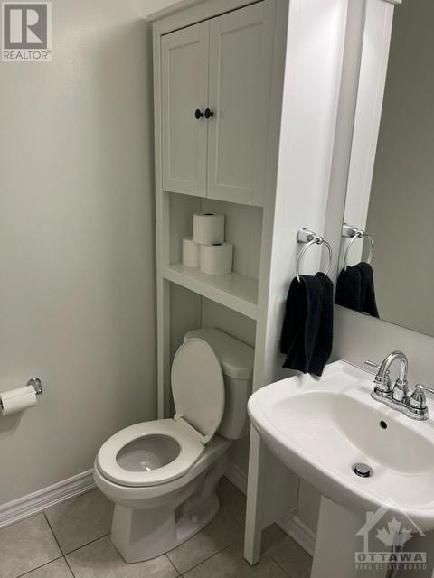 32 Solaris DriveOttawa, Ontario  K2M 0L6 - Photo 3 - X10428059