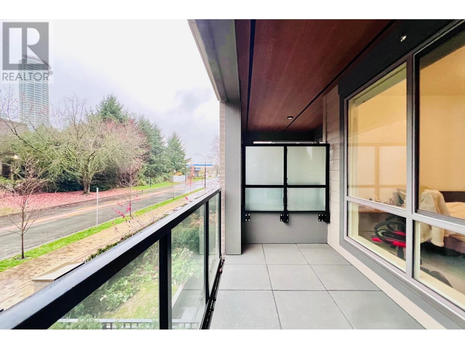 209 7588 16th Street, Burnaby, British Columbia  V3N 0H8 - Photo 19 - R2944107