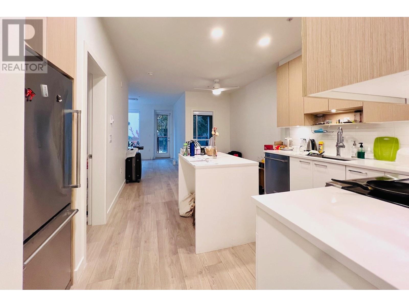 209 7588 16th Street, Burnaby, British Columbia  V3N 0H8 - Photo 6 - R2944107