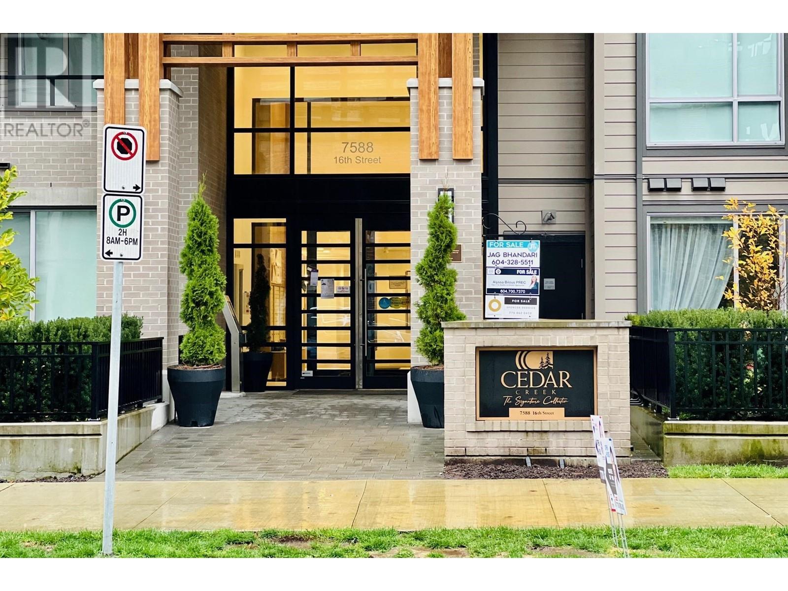 209 7588 16th Street, Burnaby, British Columbia  V3N 0H8 - Photo 2 - R2944107