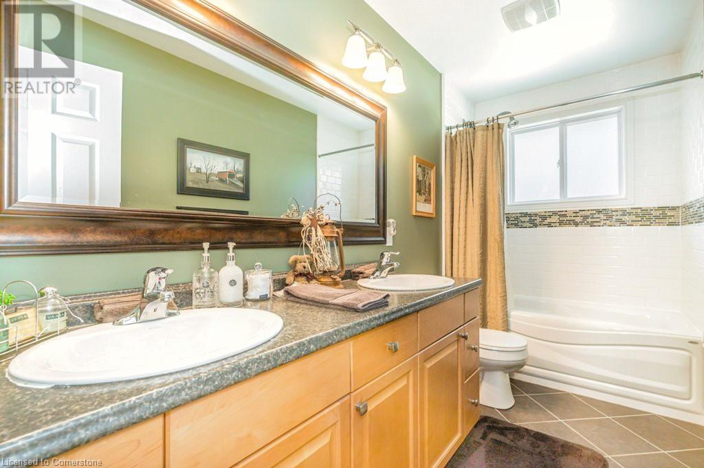 60 Sandsprings Crescent Unit# Upper, Kitchener, Ontario  N2E 2A6 - Photo 10 - 40678483