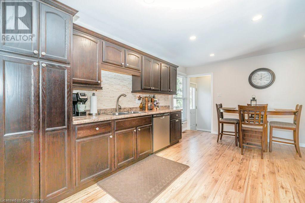 60 Sandsprings Crescent Unit# Upper, Kitchener, Ontario  N2E 2A6 - Photo 6 - 40678483