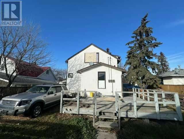 309 4 Avenue E, Hanna, Alberta  T0J 1P0 - Photo 2 - A2179744