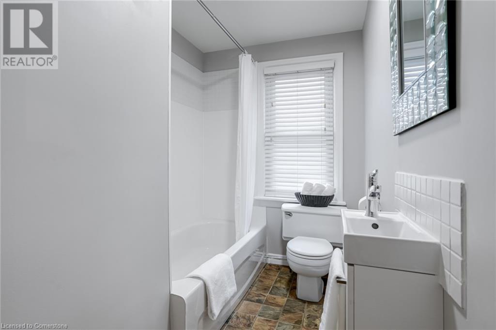 15 Empress Avenue, Hamilton, Ontario  L9A 1M1 - Photo 30 - 40678319