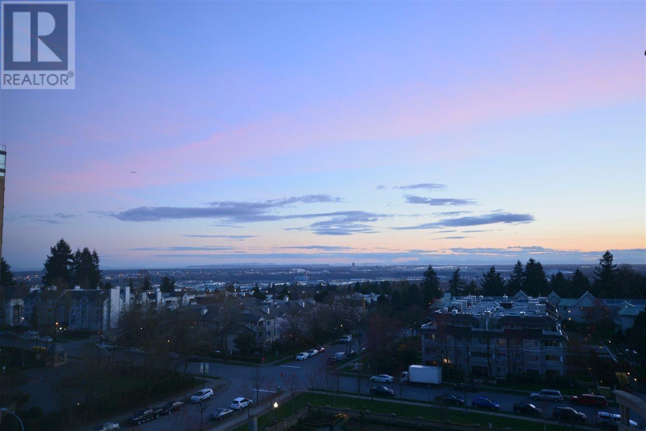 Listing Picture 2 of 16 : 605 6833 STATION HILL DRIVE, Burnaby / 本拿比 - 魯藝地產 Yvonne Lu Group - MLS Medallion Club Member