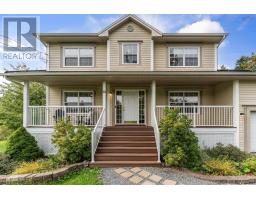 10 Kaled Court, Hammonds Plains, Ca