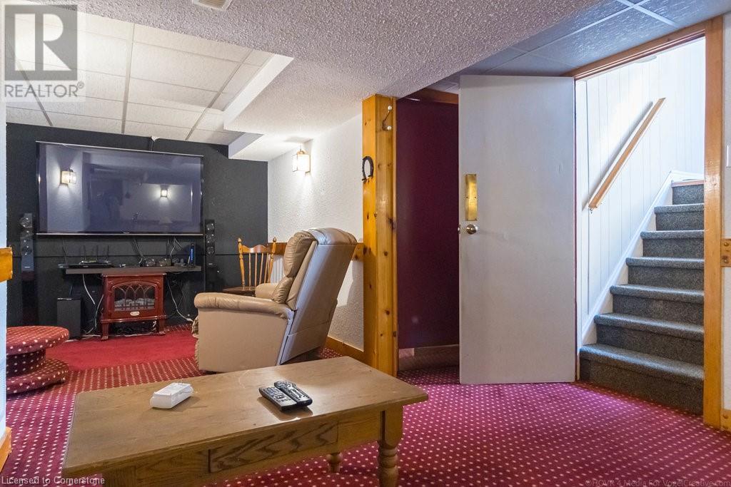 229 East 28th Street, Hamilton, Ontario  L8V 3H9 - Photo 15 - XH4199717