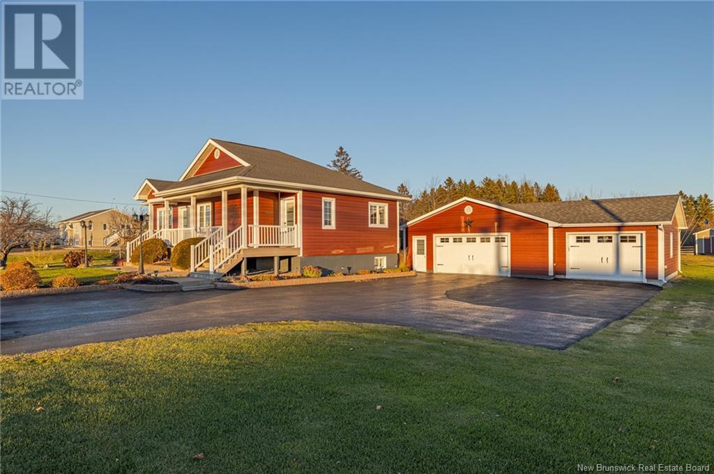 653 Rue Principale, Beresford, New Brunswick