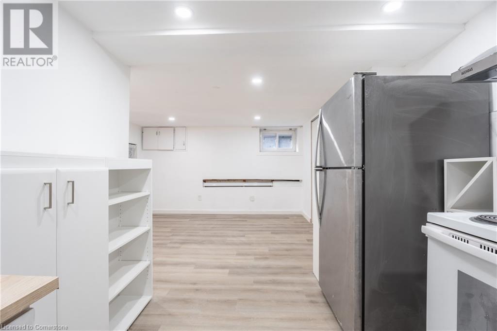 191 West 2nd Street Unit# Lower, Hamilton, Ontario  L9C 3G2 - Photo 13 - 40676490