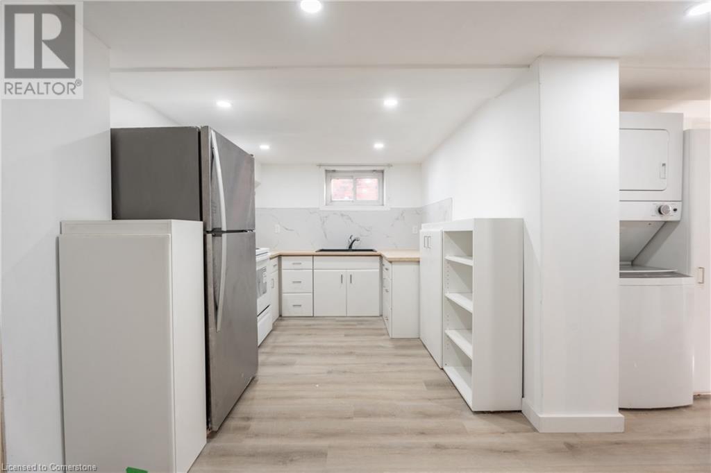 191 West 2nd Street Unit# Lower, Hamilton, Ontario  L9C 3G2 - Photo 11 - 40676490