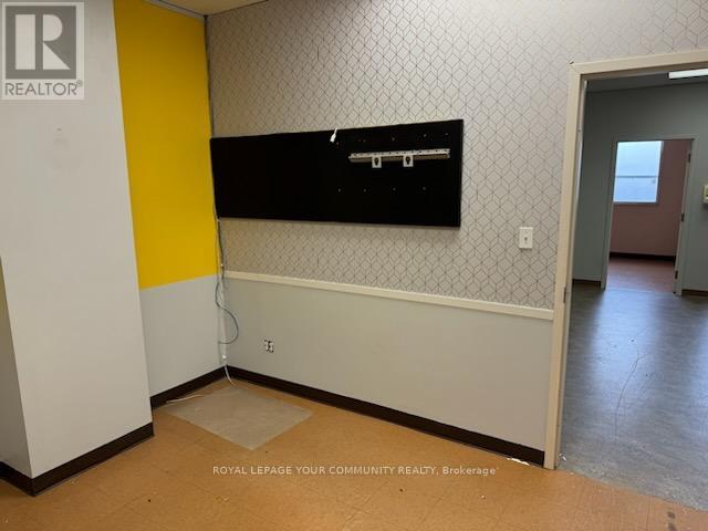 207 - 2500 Lawrence Avenue E, Toronto, Ontario  M1P 2R7 - Photo 2 - E10411925