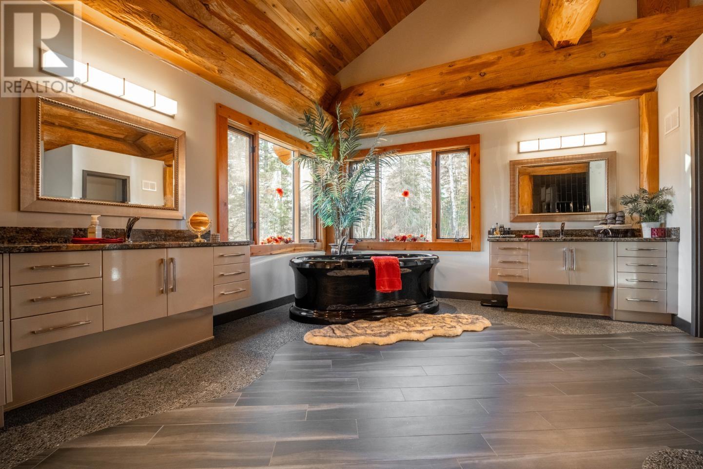 76 Darlington Trail, Kenora, Ontario  P0X 1C0 - Photo 18 - TB243527