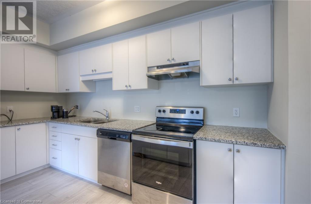 25 Isherwood Avenue Unit# 55, Cambridge, Ontario  N1R 0E2 - Photo 11 - 40678126