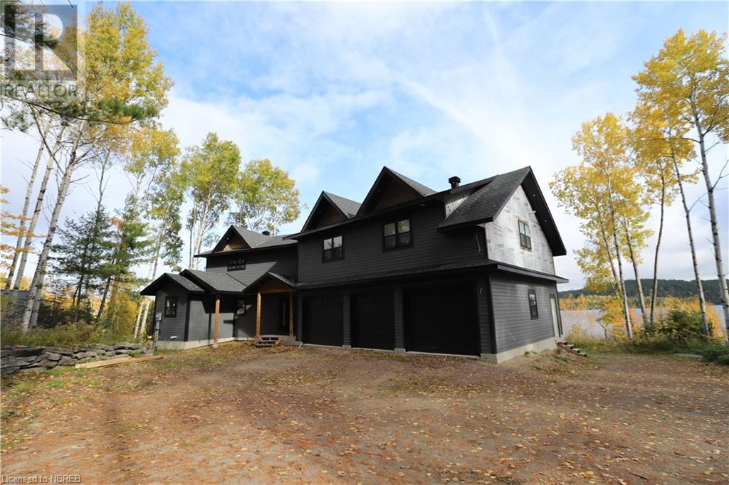 429 Fox Run Drive, Temagami, Ontario  P0H 2H0 - Photo 3 - 40678529