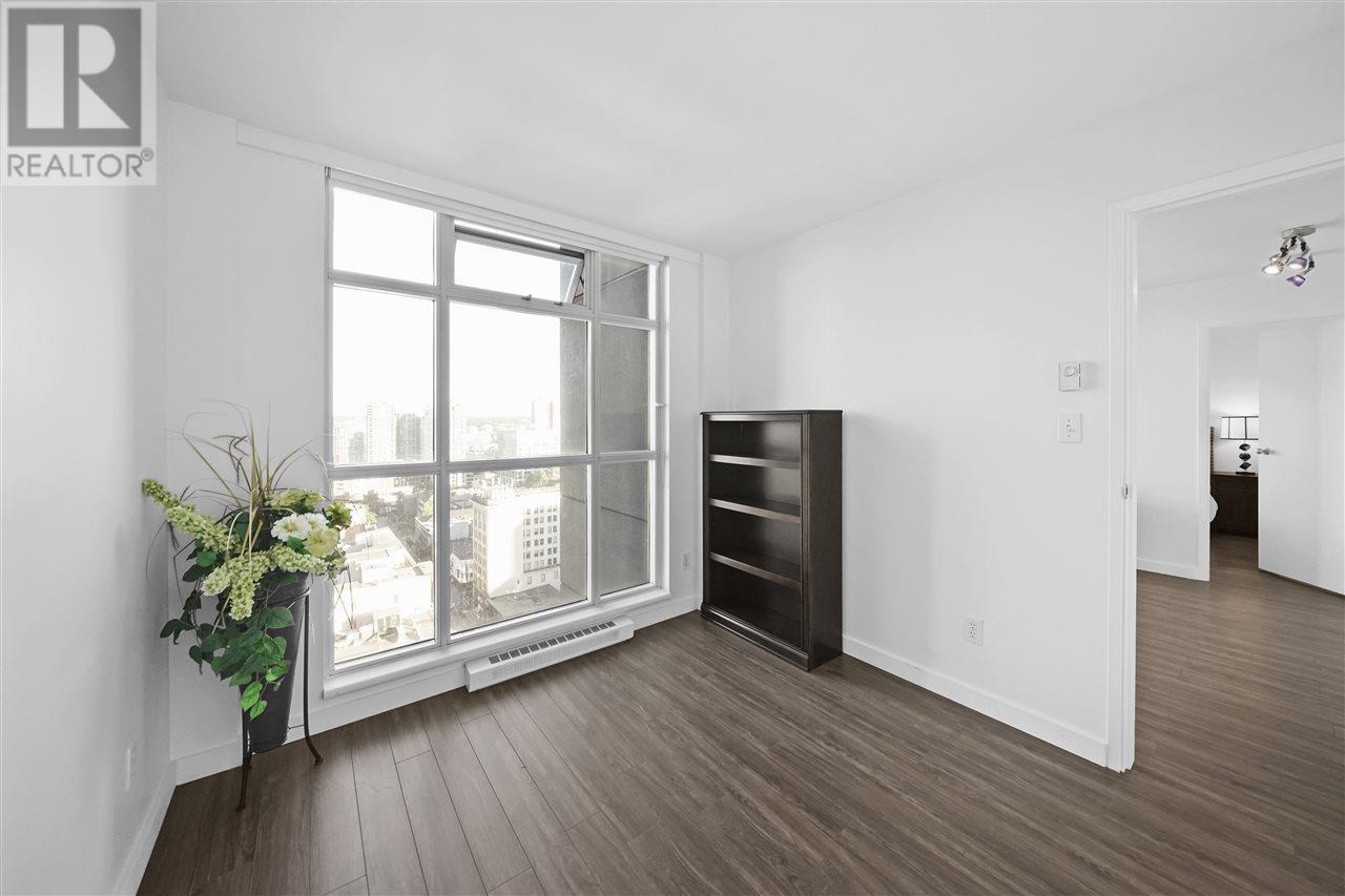 Listing Picture 6 of 9 : 2308 438 SEYMOUR STREET, Vancouver / 溫哥華 - 魯藝地產 Yvonne Lu Group - MLS Medallion Club Member