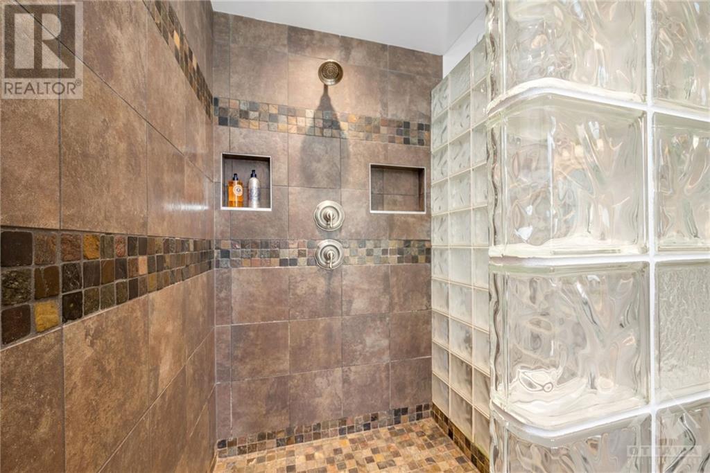 37 Fairhaven Place, Mcnab/braeside, Ontario  K7S 0B7 - Photo 12 - X10428613