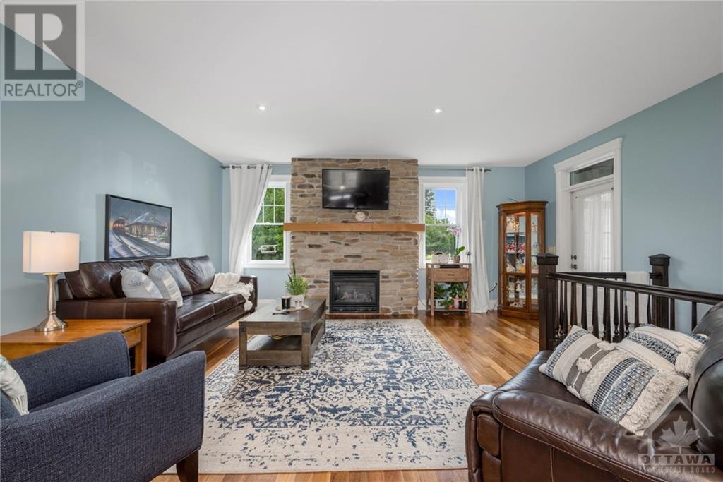 37 Fairhaven Place, Mcnab/braeside, Ontario  K7S 0B7 - Photo 23 - X10428613