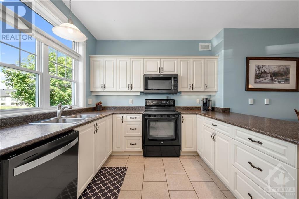 37 Fairhaven Place, Mcnab/braeside, Ontario  K7S 0B7 - Photo 24 - X10428613