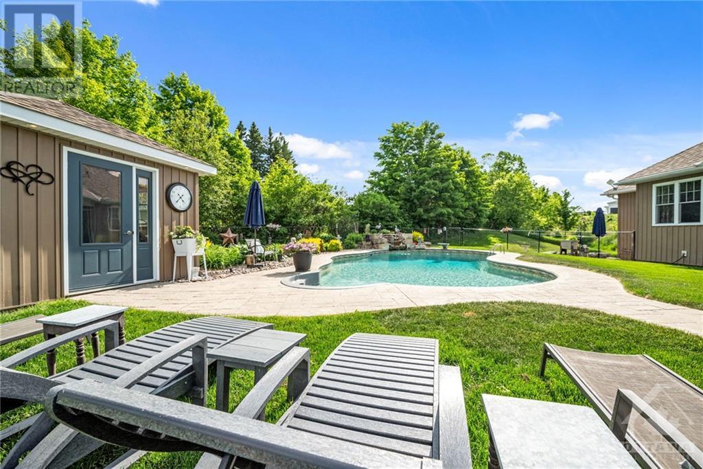 37 Fairhaven Place, Mcnab/braeside, Ontario  K7S 0B7 - Photo 29 - X10428613