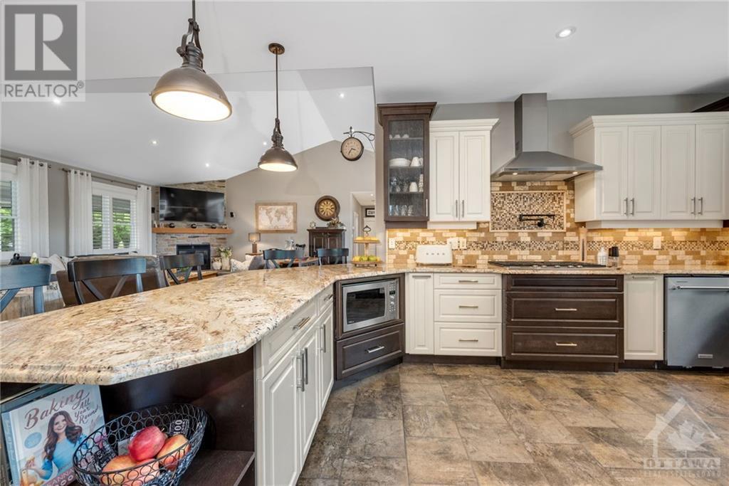 37 Fairhaven Place, Mcnab/braeside, Ontario  K7S 0B7 - Photo 6 - X10428613